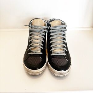 P448 Black and Gray High Top Ribbed Sneakers with glitter gold tongue SZ EU41.